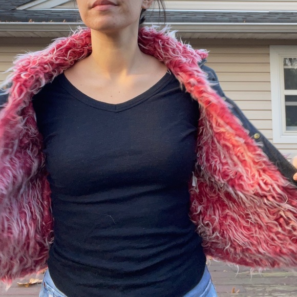 Jean jacket with red fur trim size large made in Italy - Picture 11 of 12